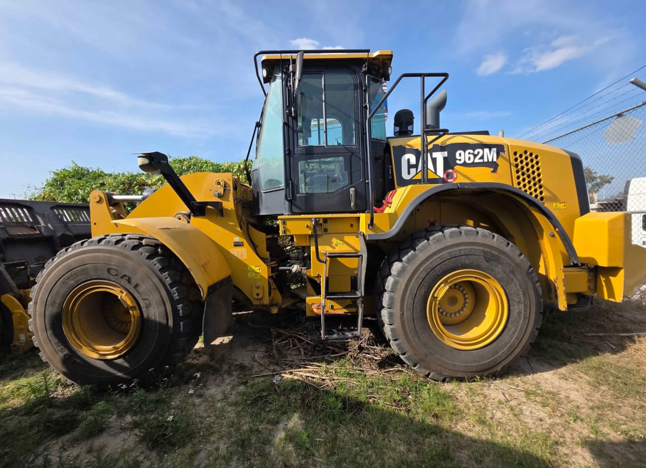 Payloader 962m caterpillar 2016