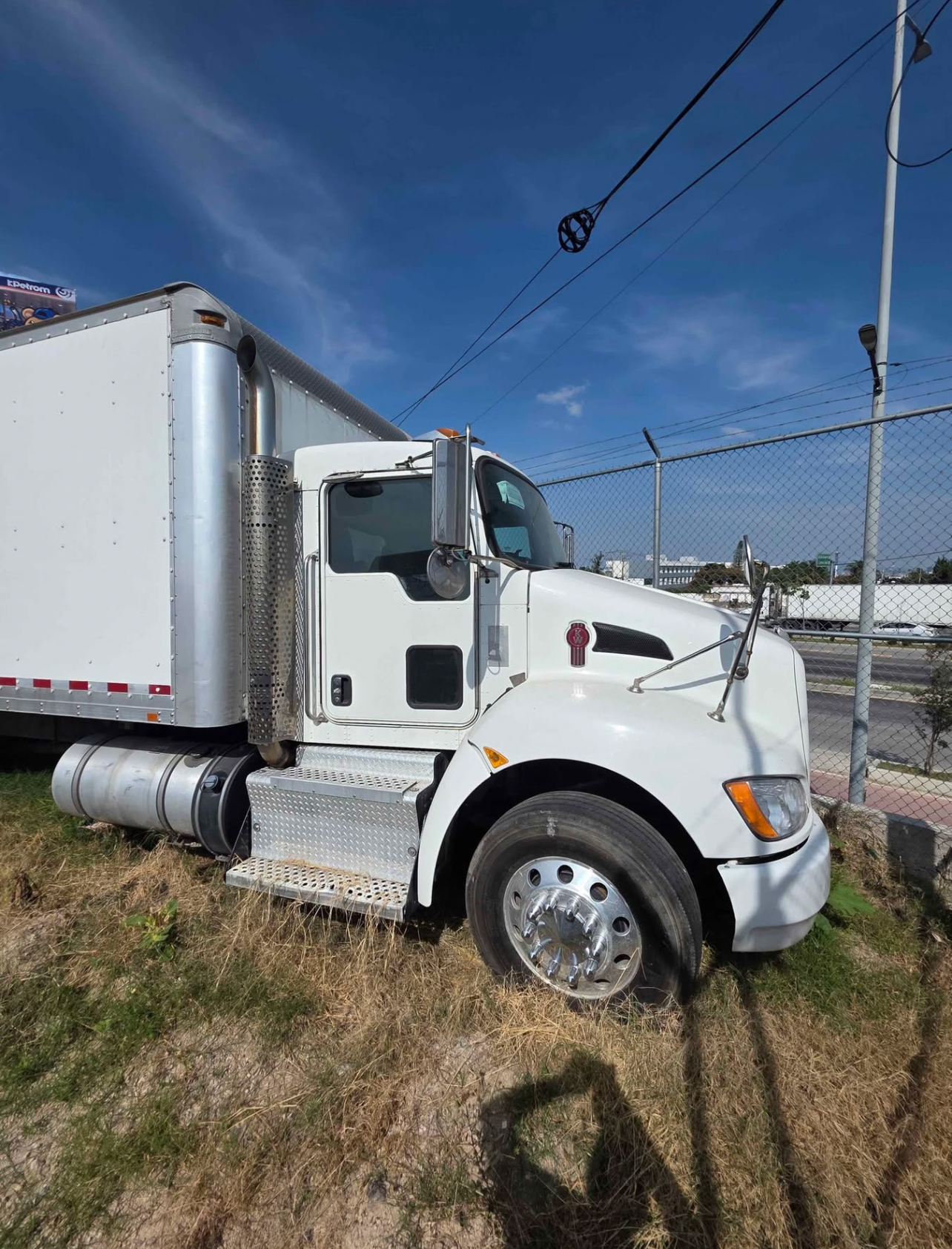 Torton caja seca kenworth t370 2016